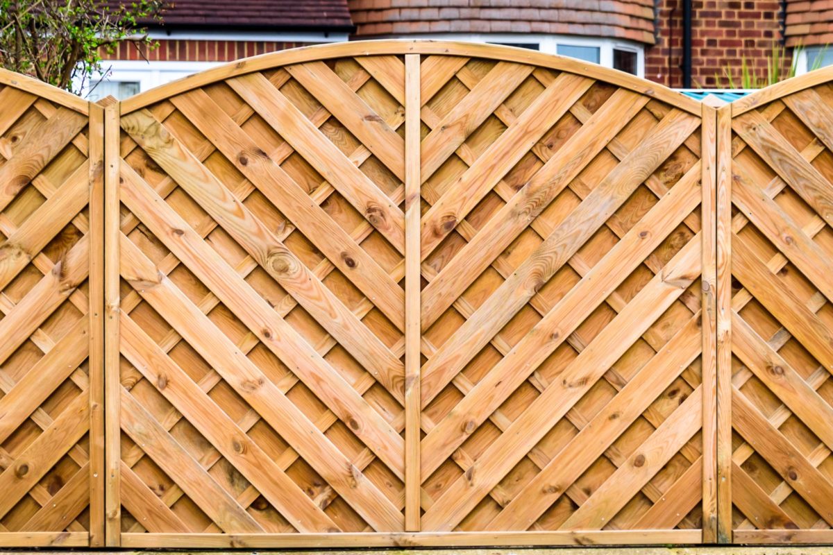 Surrey Fencing and Garden Landscapes Established 1984